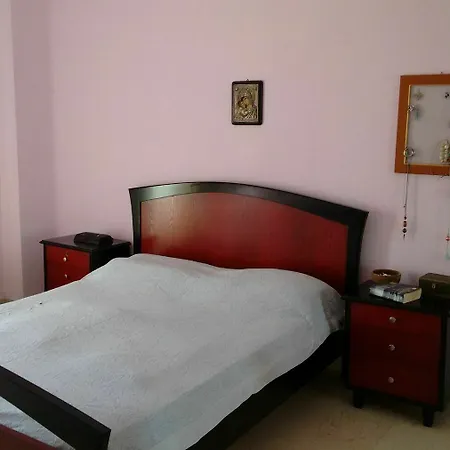 With One In Ag. Nikolaos, With Wonderful Sea View, Furn 公寓